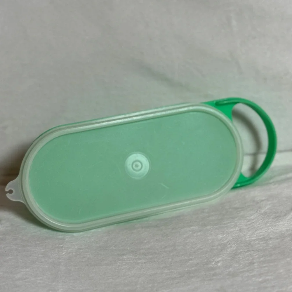 Vintage Tupperware 1376-15 Green Cheese Grater Storage Container With Lid